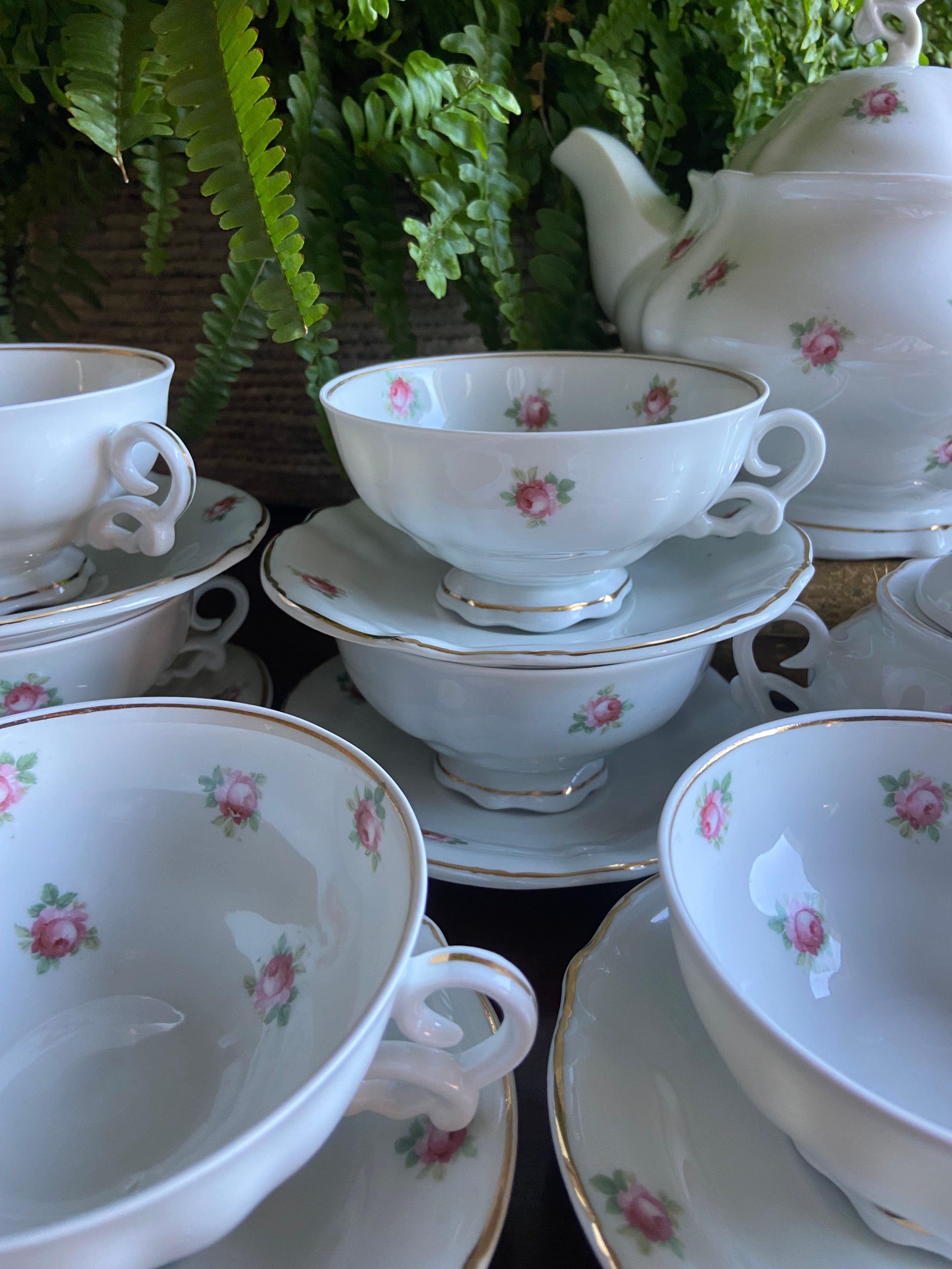 Juego de té en porcelana "Hispania" en Manises, Valencia