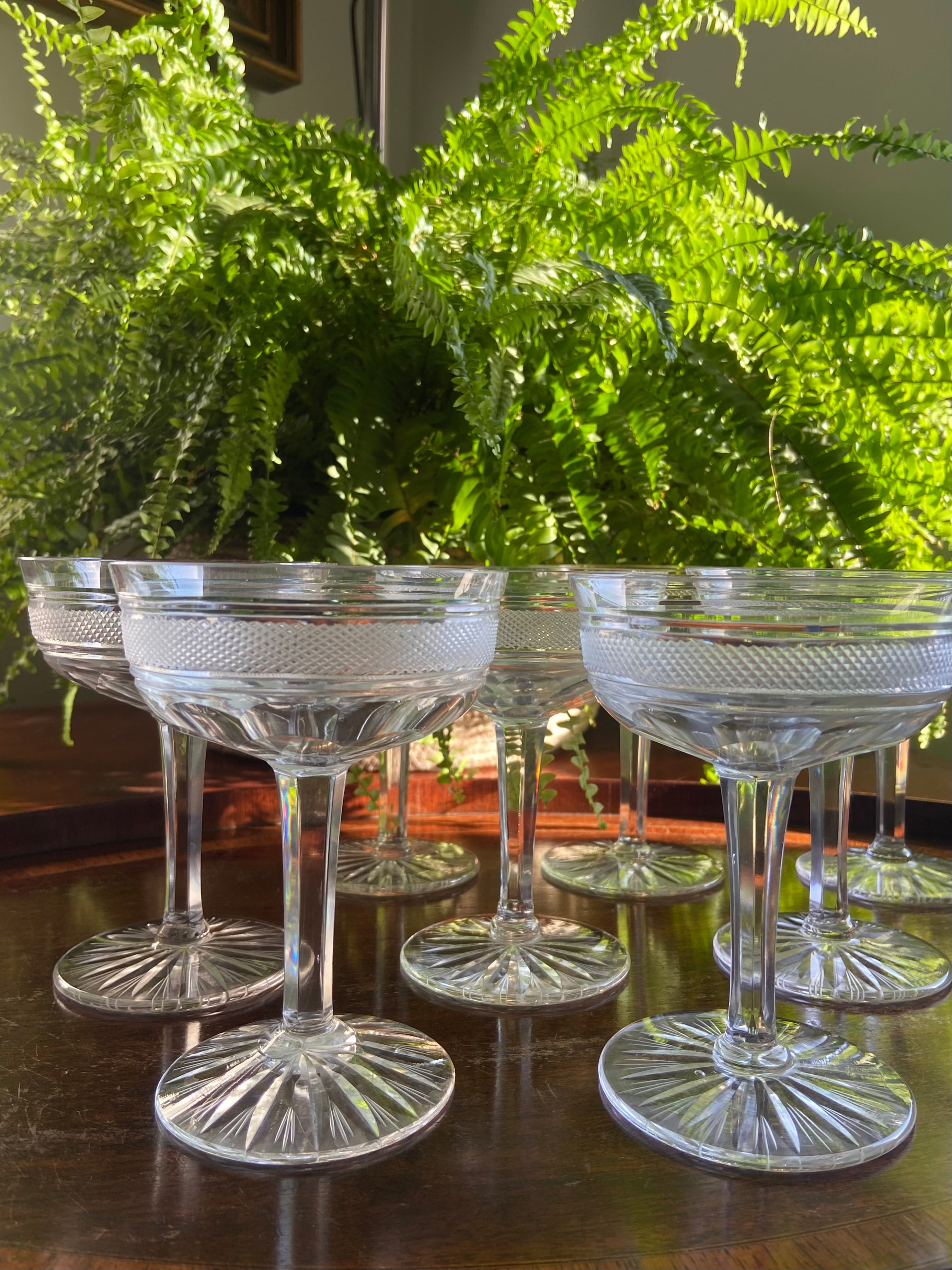 8 copas cava/postres en cristal tallado