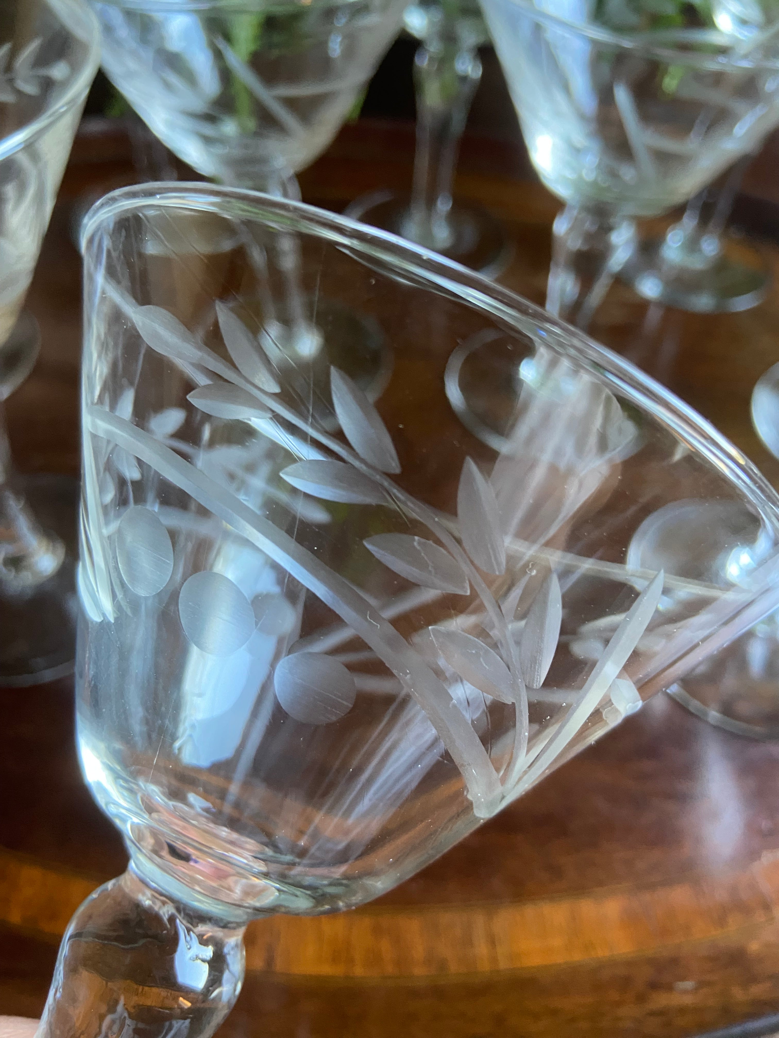 10 copas cava/postres en vidrio tallado