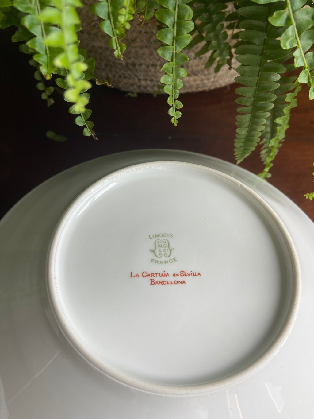 Taza de desayuno en porcelana francesa "W.G. & Cia" de Limoges.