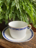 Taza de desayuno en porcelana francesa "W.G. & Cia" de Limoges.