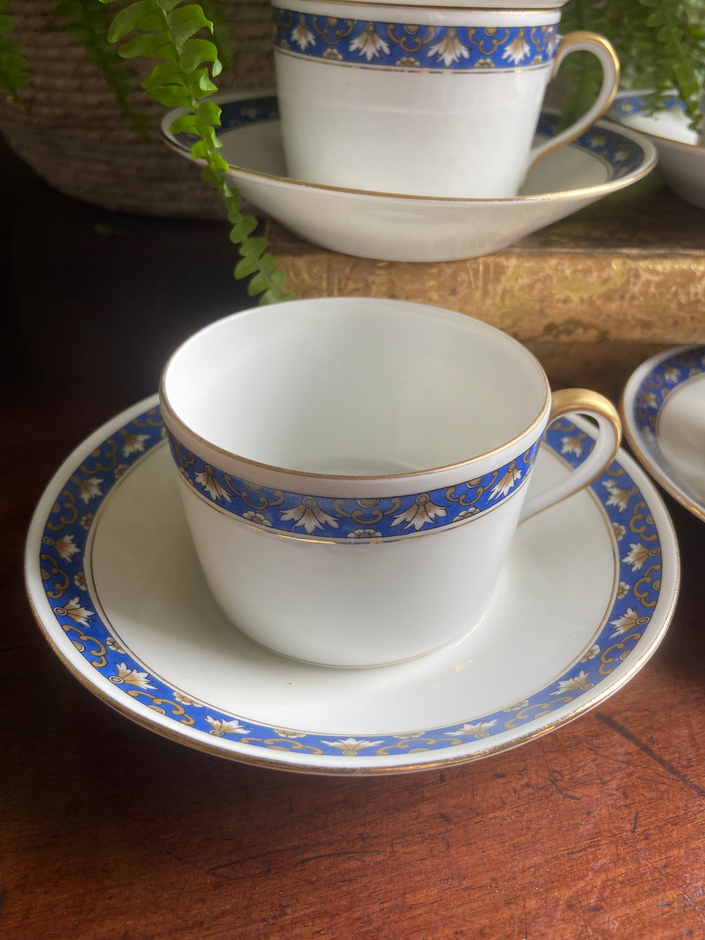 6 tazas de té en porcelana francesa de Limoges "W.G. & Cia"