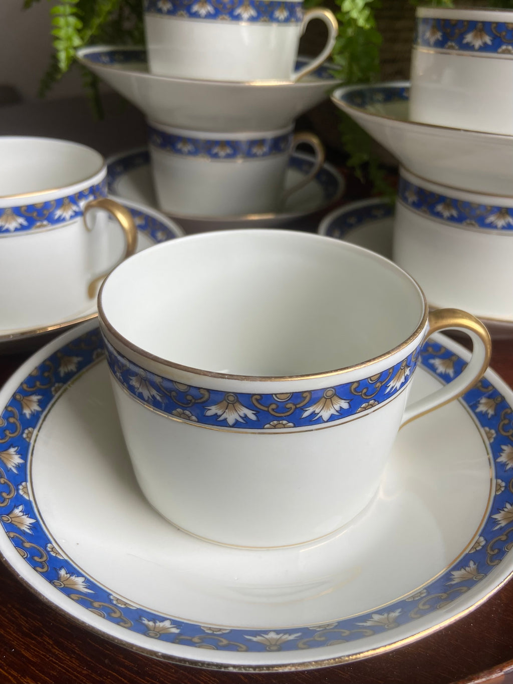 6 tazas de té en porcelana francesa de Limoges "W.G. & Cia"