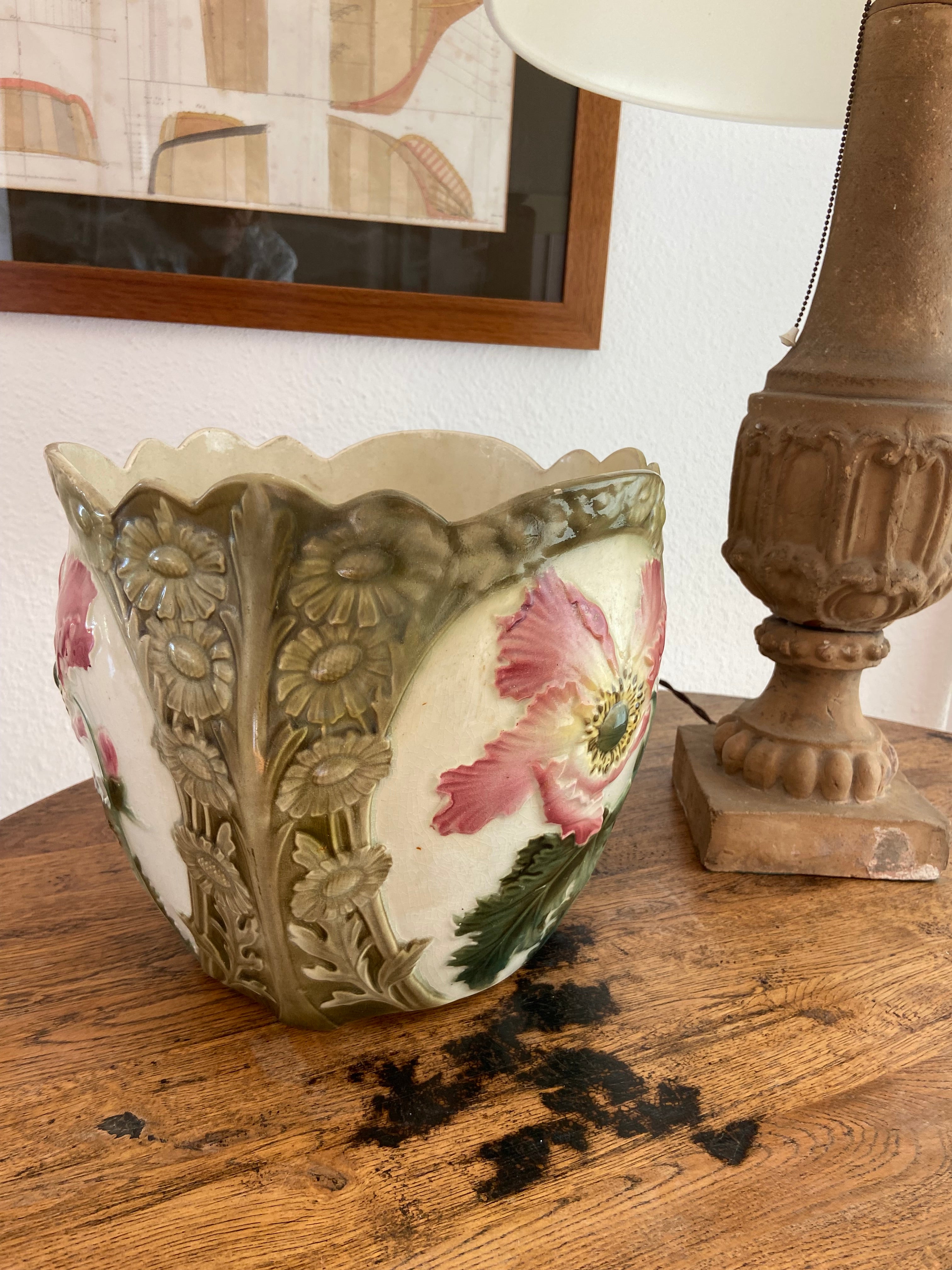 Macetero en cerámica, época  modernista "Art Nouveau"