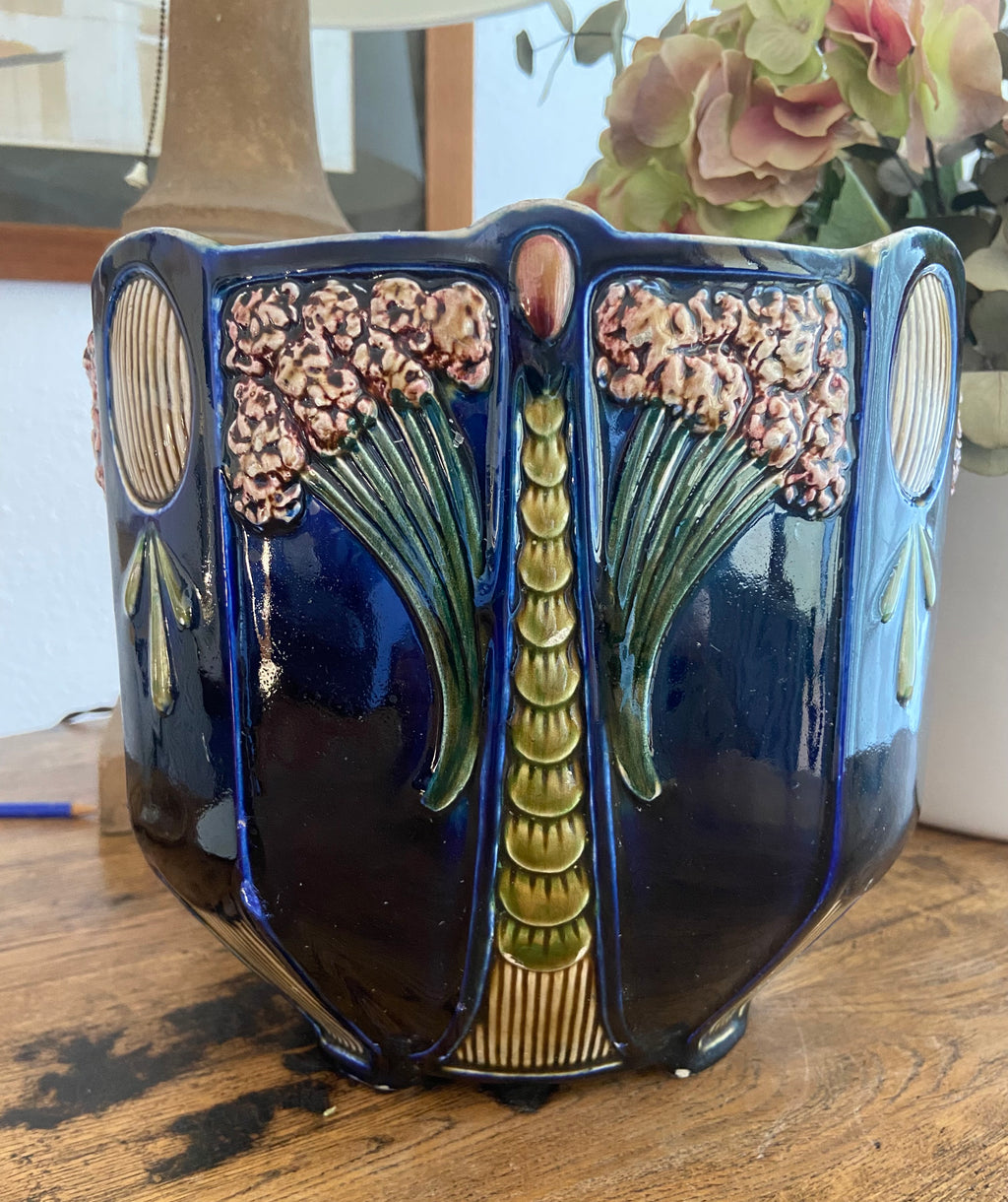 Macetero en cerámica "Art Nouveau" modernista
