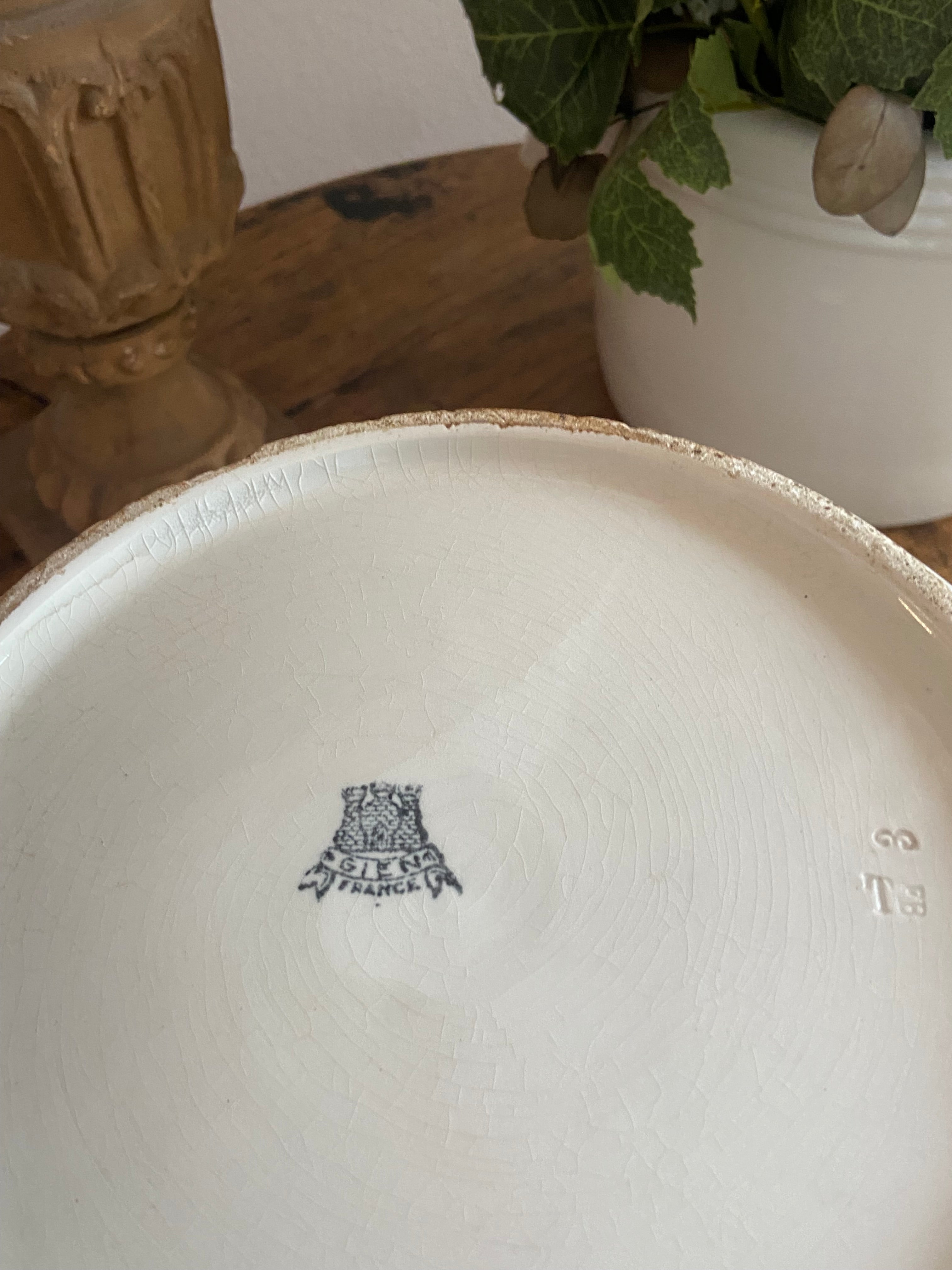 Gran bote en porcelana francesa de "Gien"