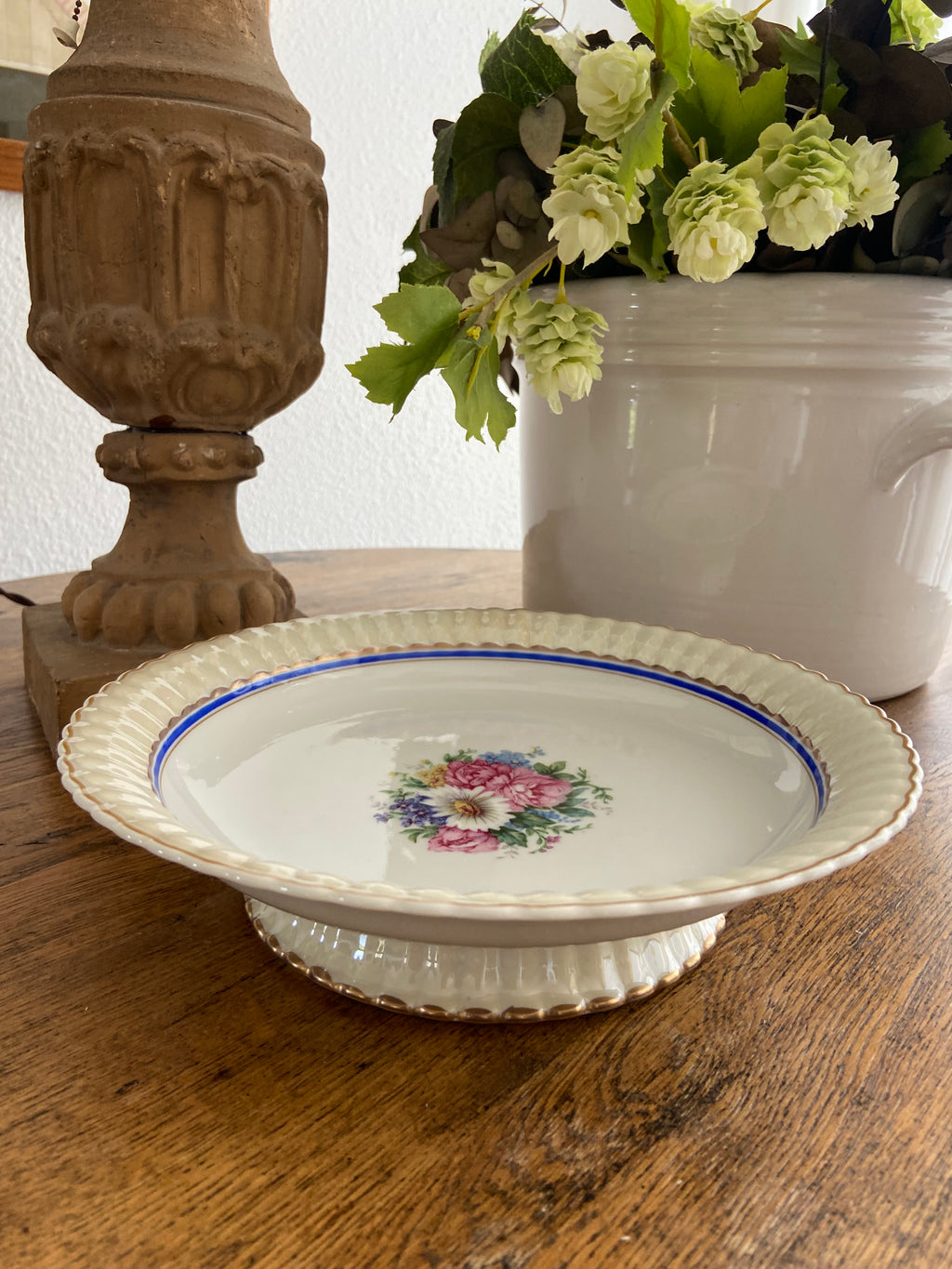 Frutero/pastelero en porcelana francesa de Limoges "Bernardaud & Cia"
