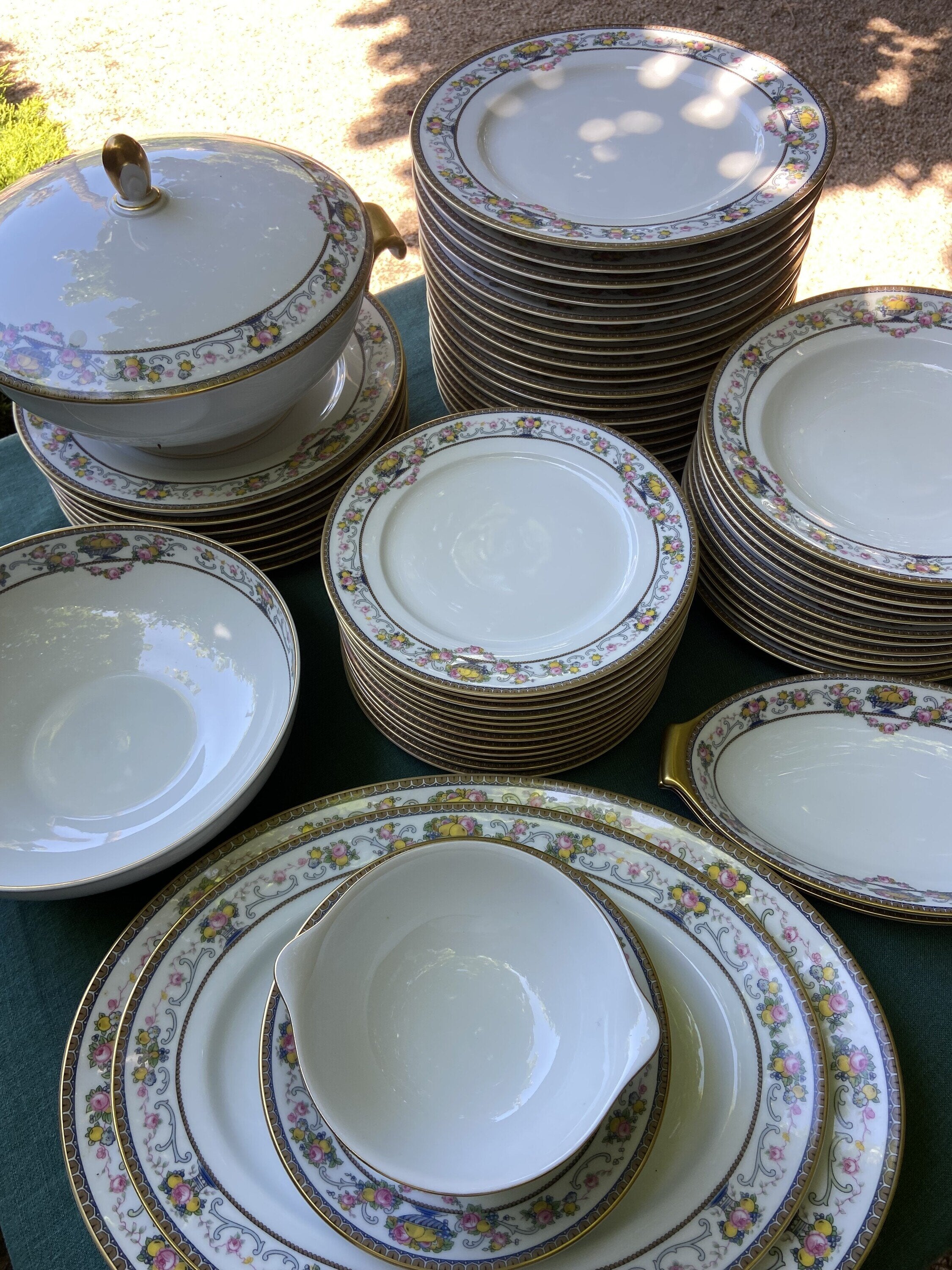 Vajilla en porcelana alemana "Rosenthal".
