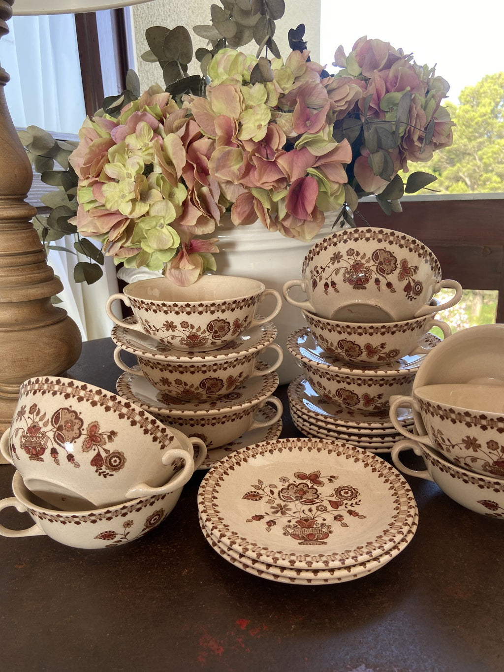 11 tazas consomé "Johnson Bros"