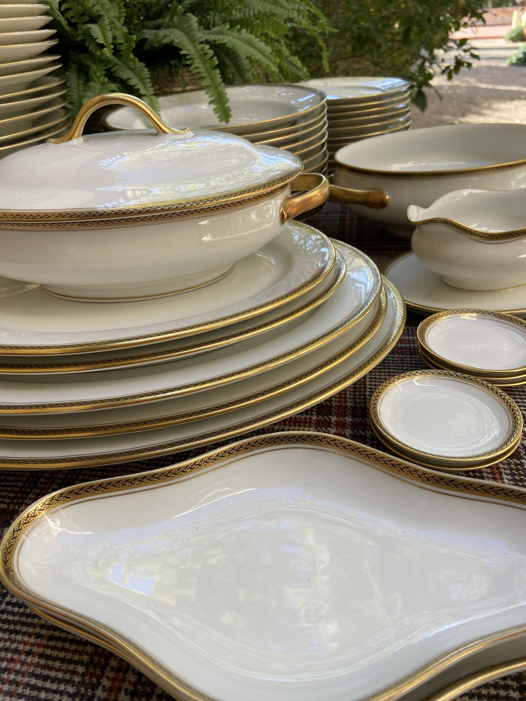 Vajilla en porcelana francesa "Haviland" Limoges.