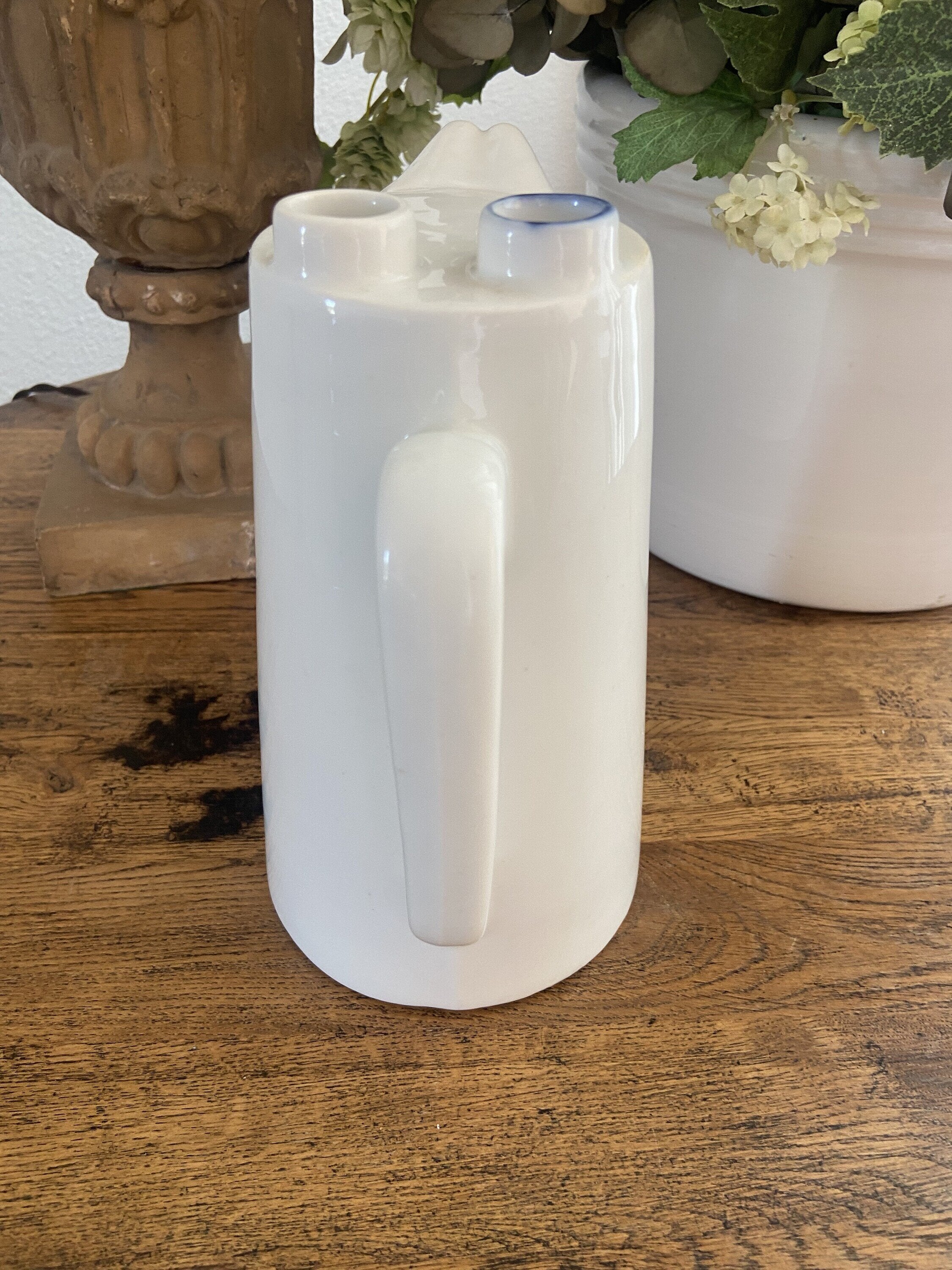 Jarra en porcelana francesa para hacer agua de "Seltz".