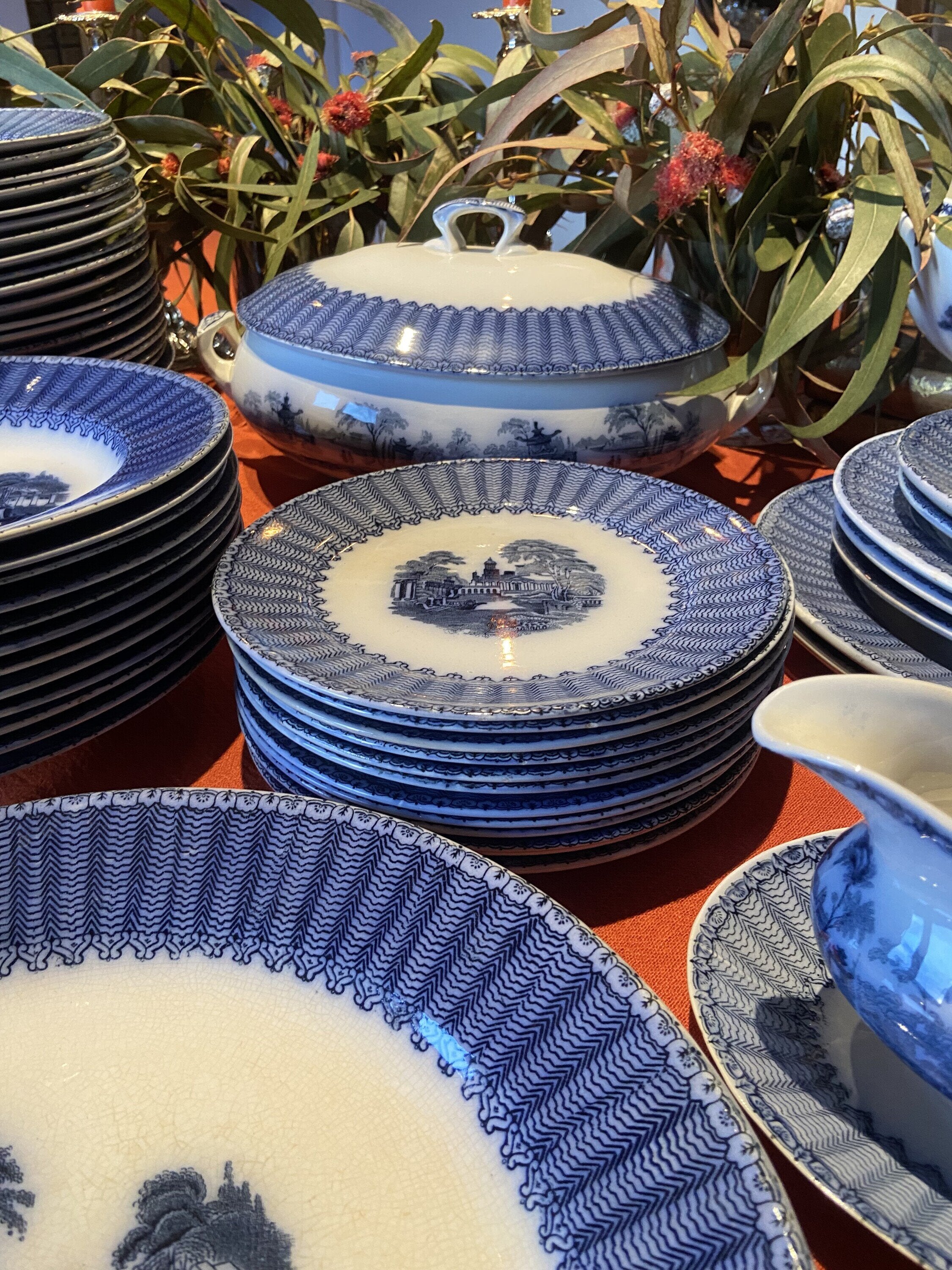 Vajilla en loza inglesa, Pandora "Soho Pottery" Ltd. Cobridge.