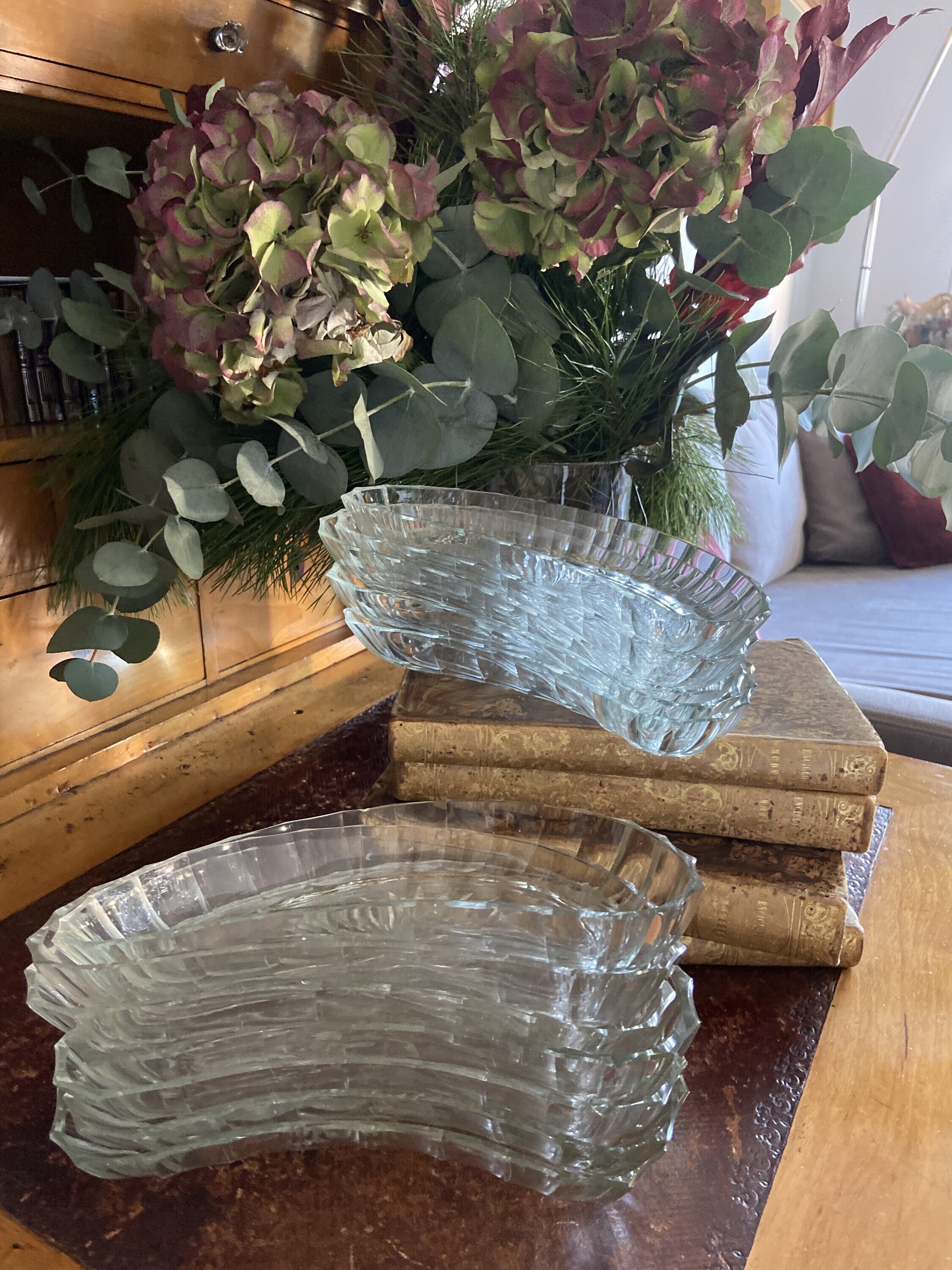 Medias lunas de cristal para ensaladas