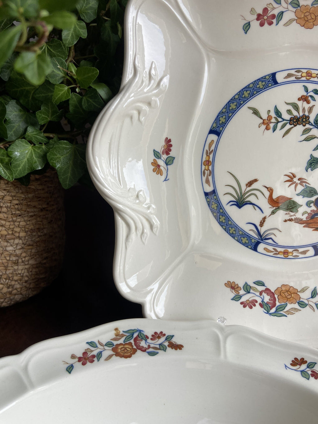Fuente pastas cuadrada y bol en porcelana inglesa "Wedgwood".
