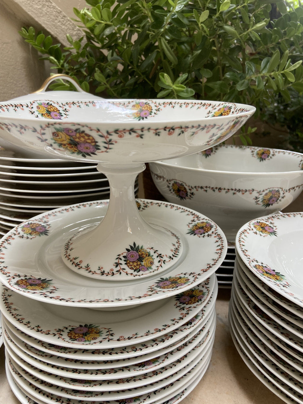 -Vajilla en fina porcelana francesa de Limoges "Raynaud & Cº"
