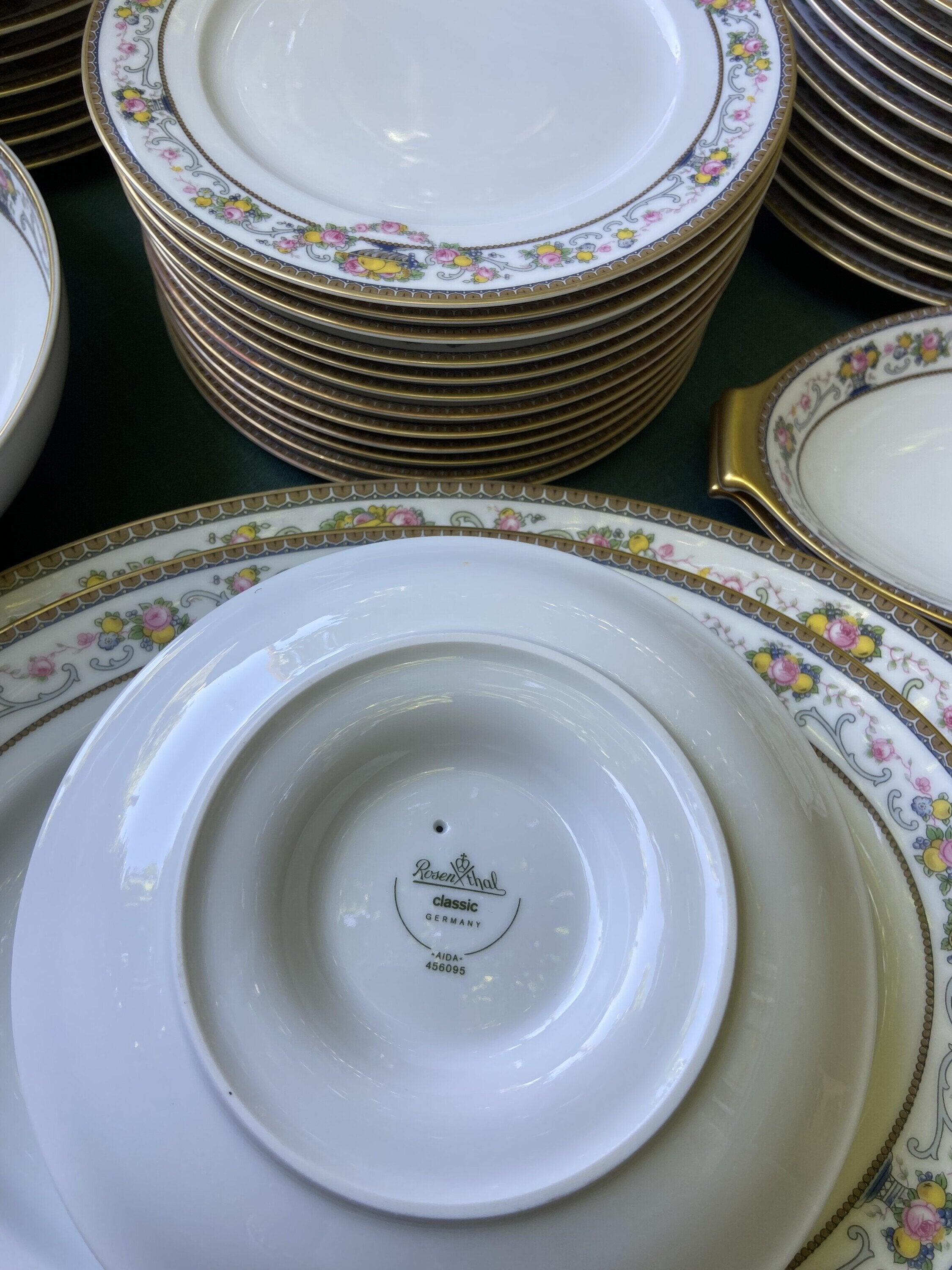 Vajilla en porcelana alemana "Rosenthal".