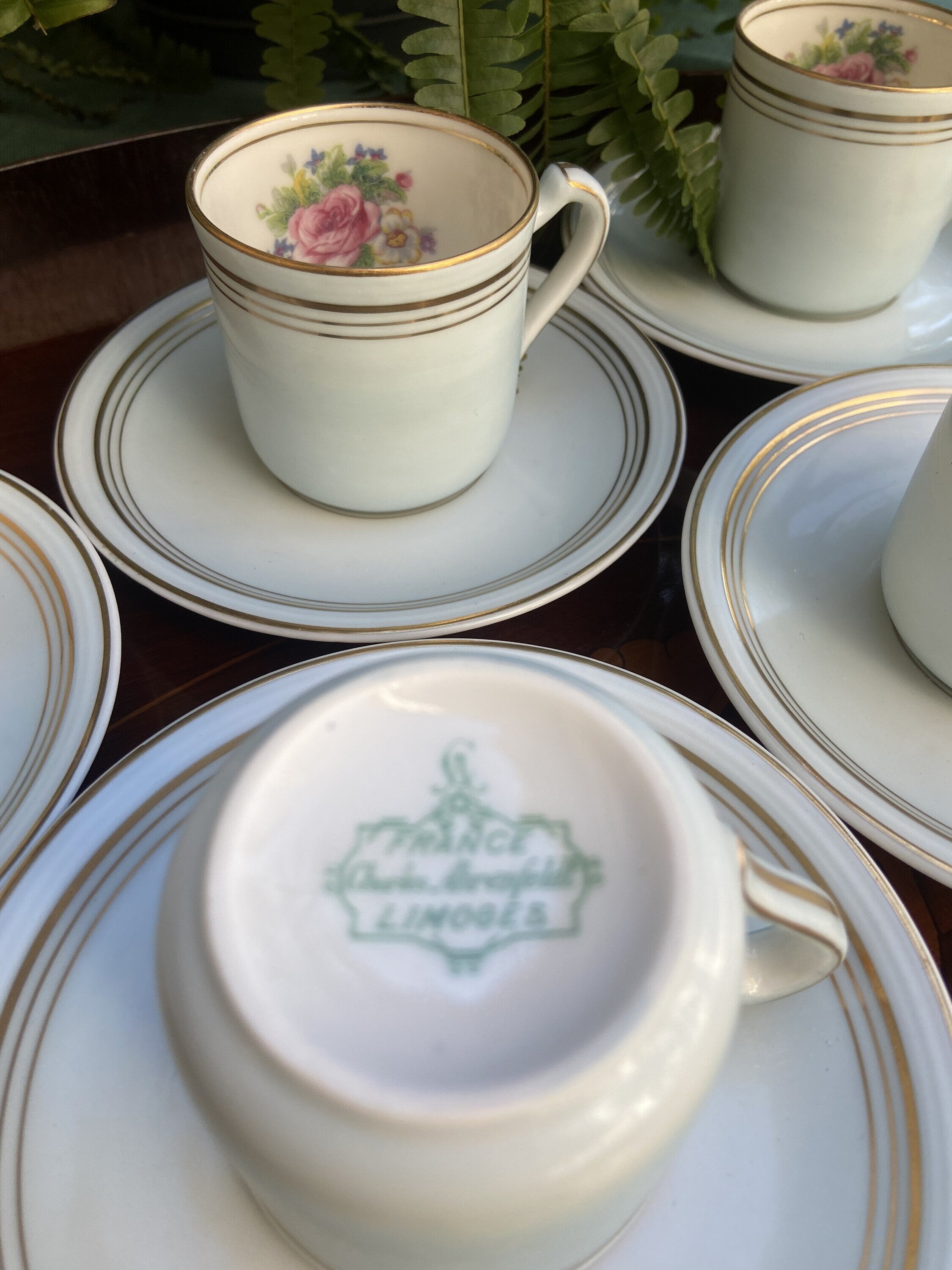 6 tazas de café en porcelana francesa de Limoges "Charles Ahrenfeldt"