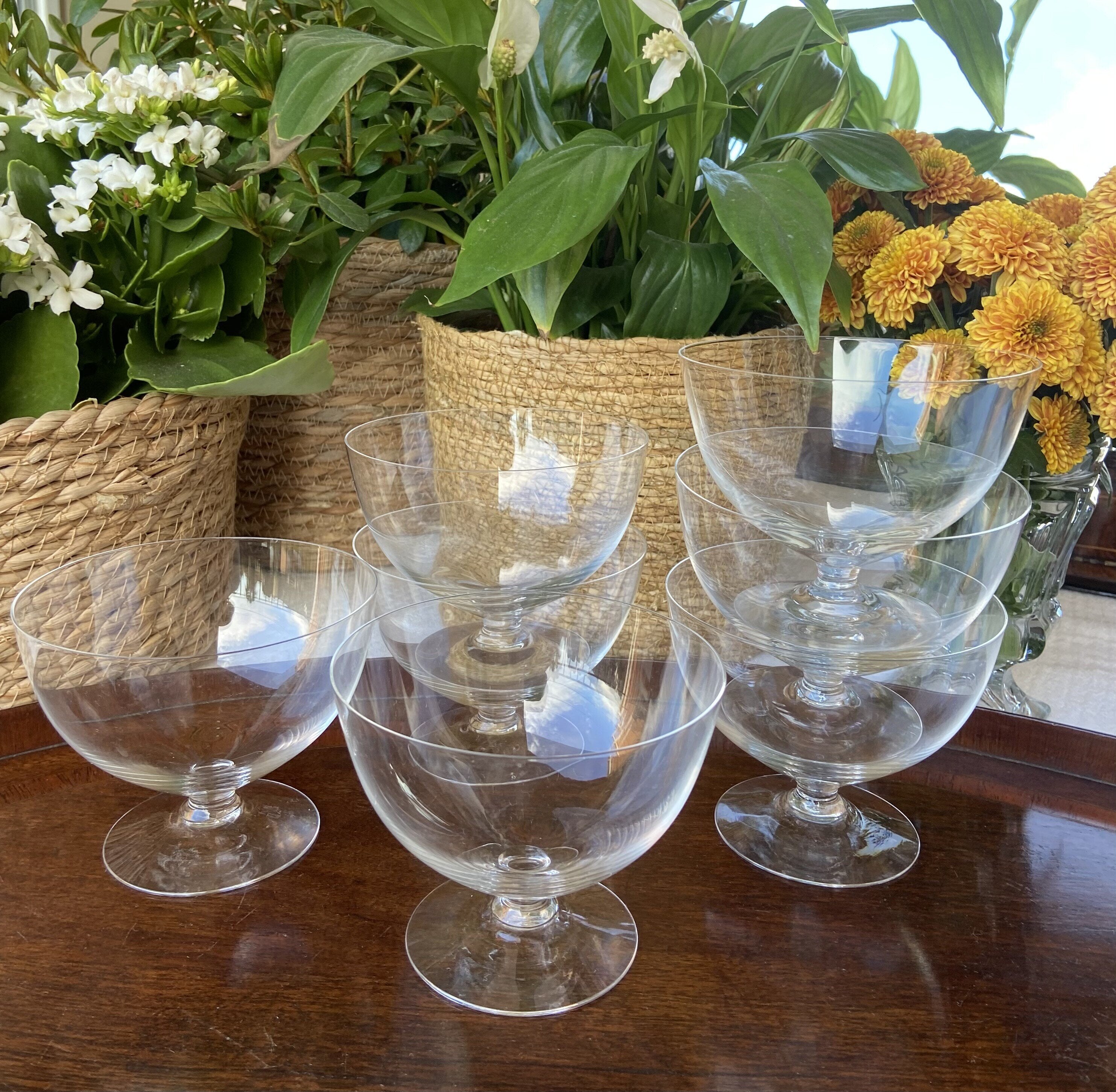7 copas postres en fino cristal.
