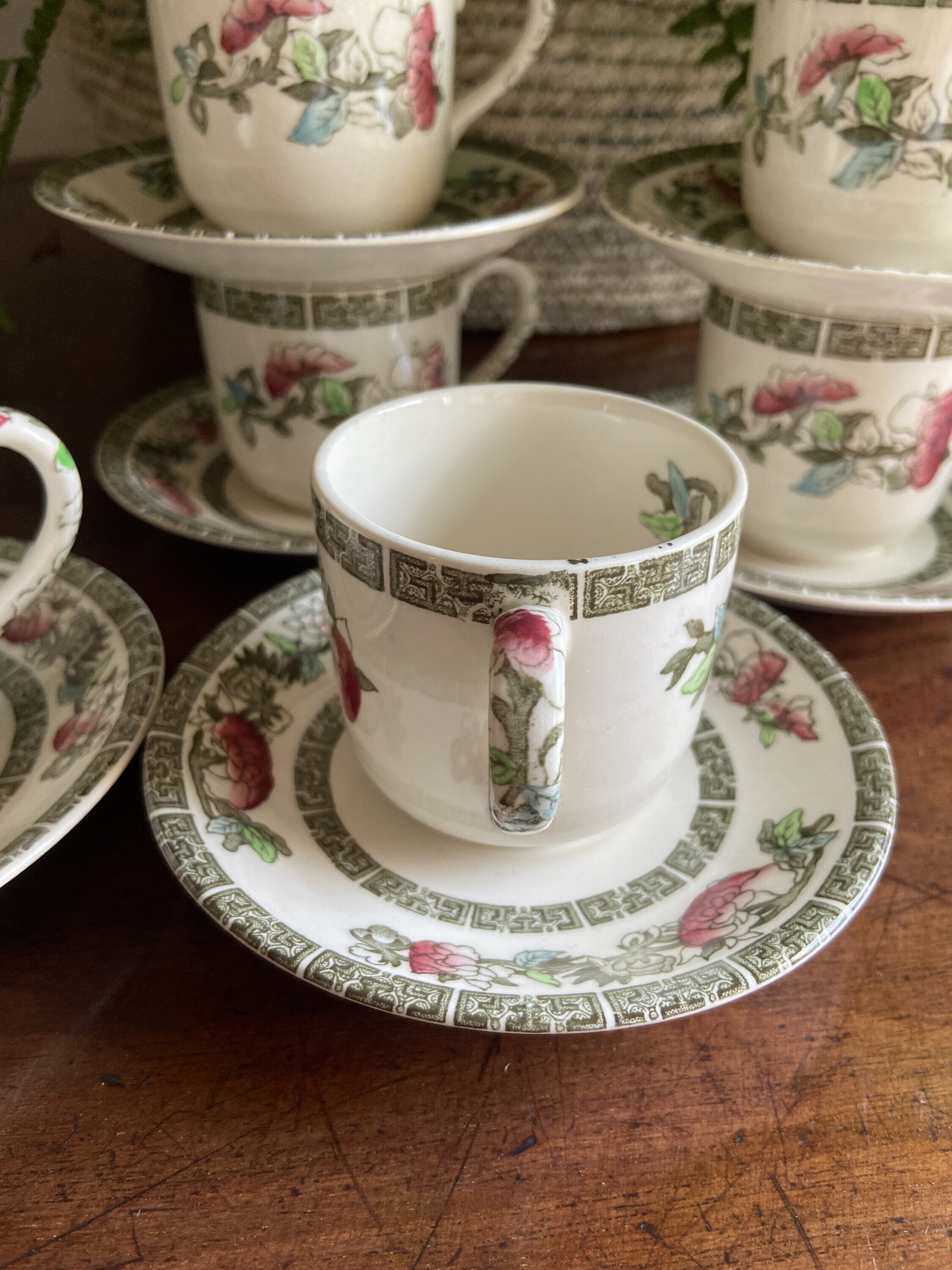 6 tazas de café en loza inglesa "Johnson Bros" (mod. Indian tree)