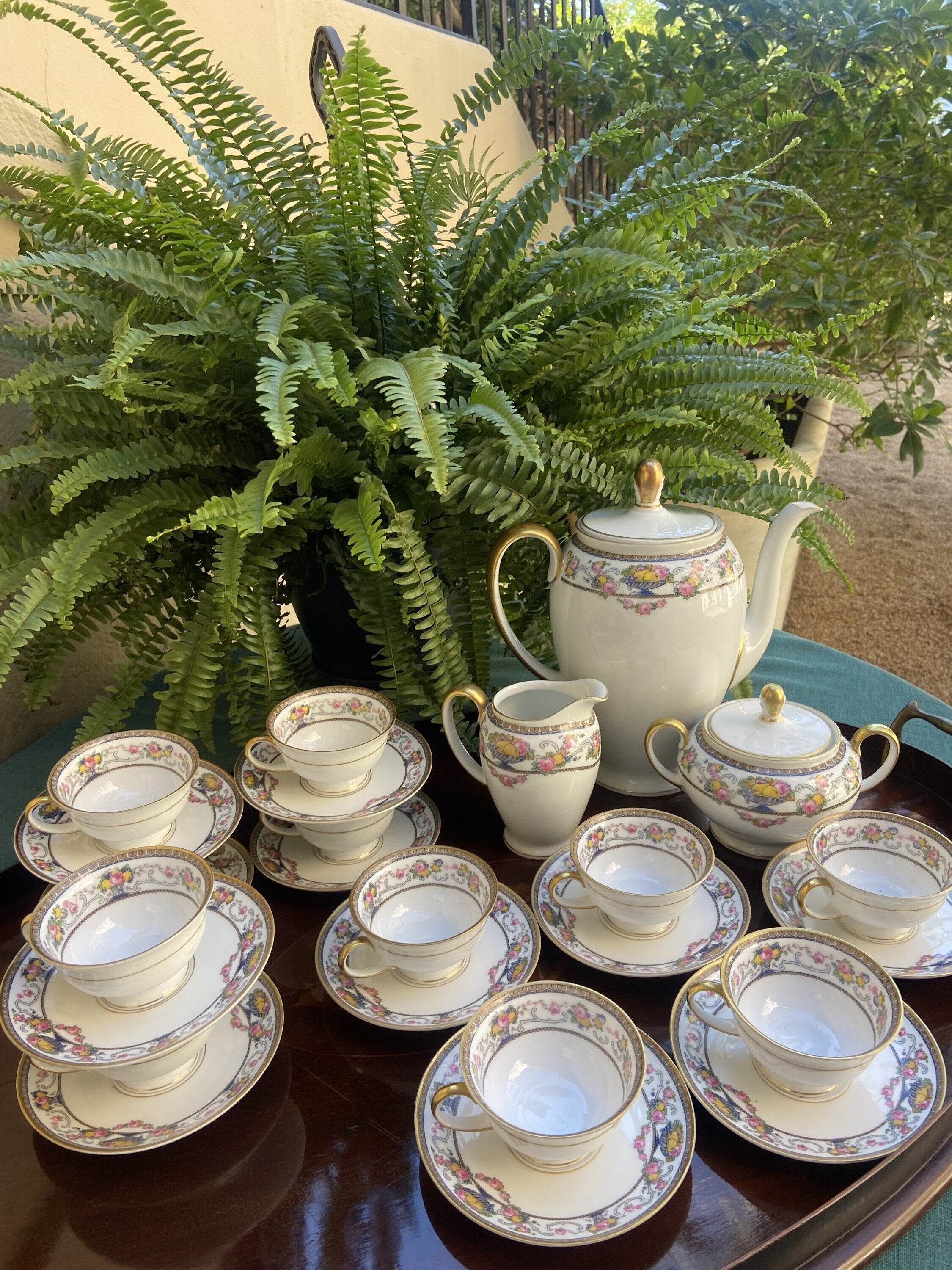 Juego de café en porcelana alemana "Rossenthal"