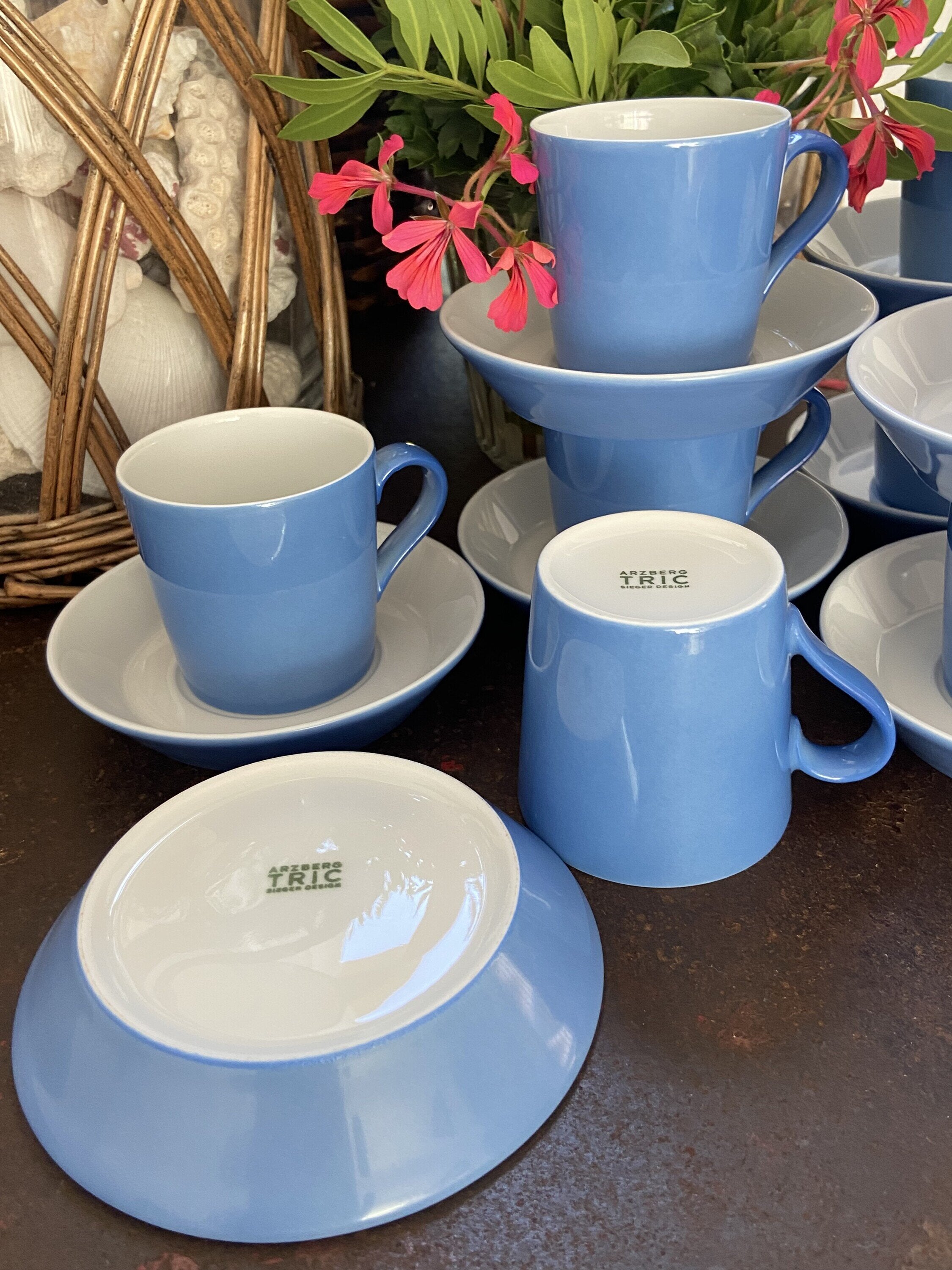 8 tazas de café en porcelana alemana "Arzberg".