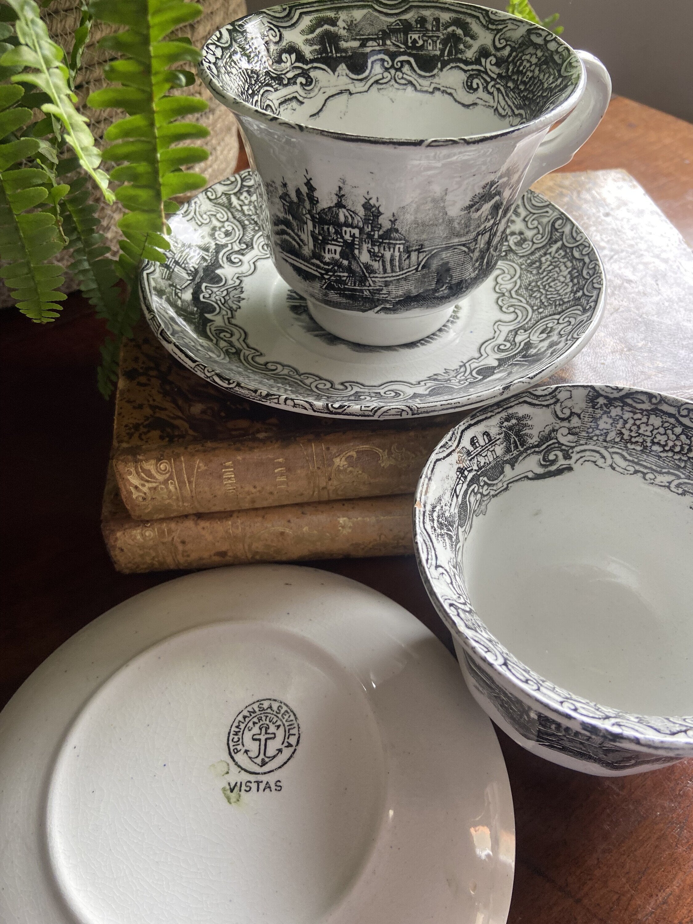 2 Tazas desayuño "Pickman S.A. Sevilla" Cartuja (mod.Vistas) ).