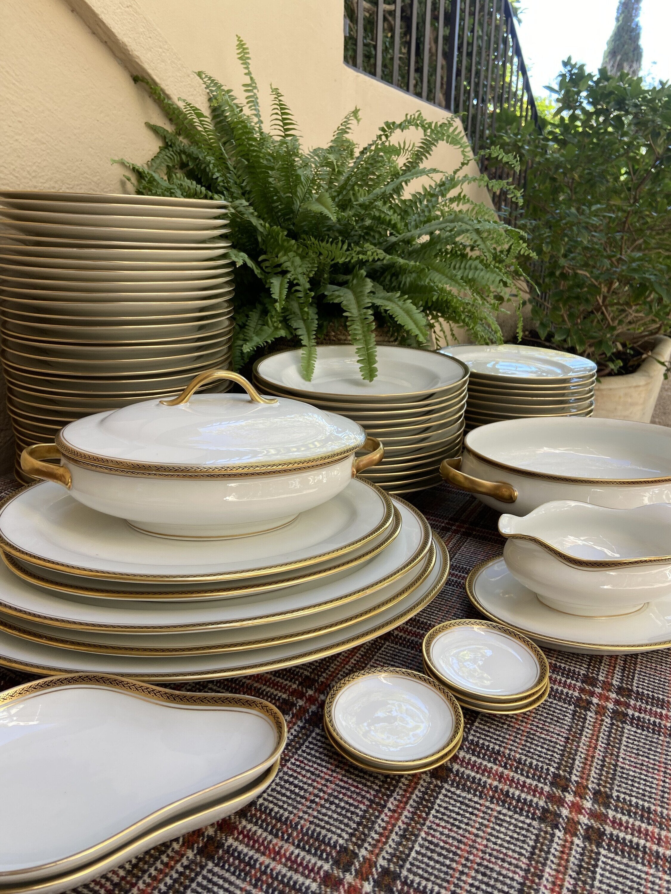 Vajilla en porcelana francesa "Haviland" Limoges.