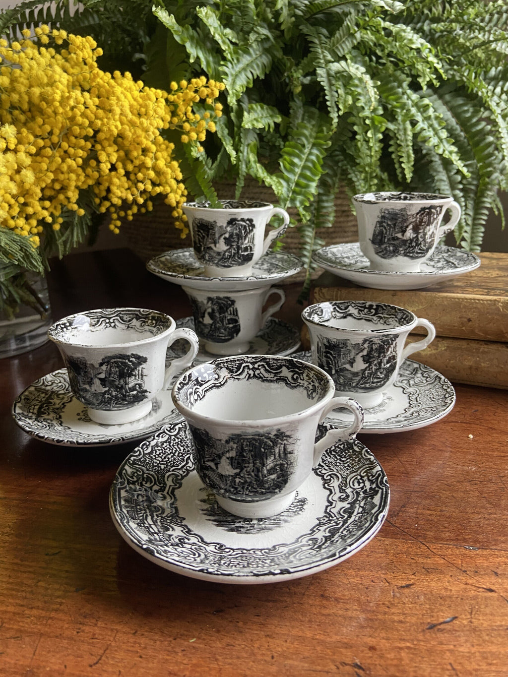 6 tazas de café en loza "Pickman S.A.Sevilla" Cartuja