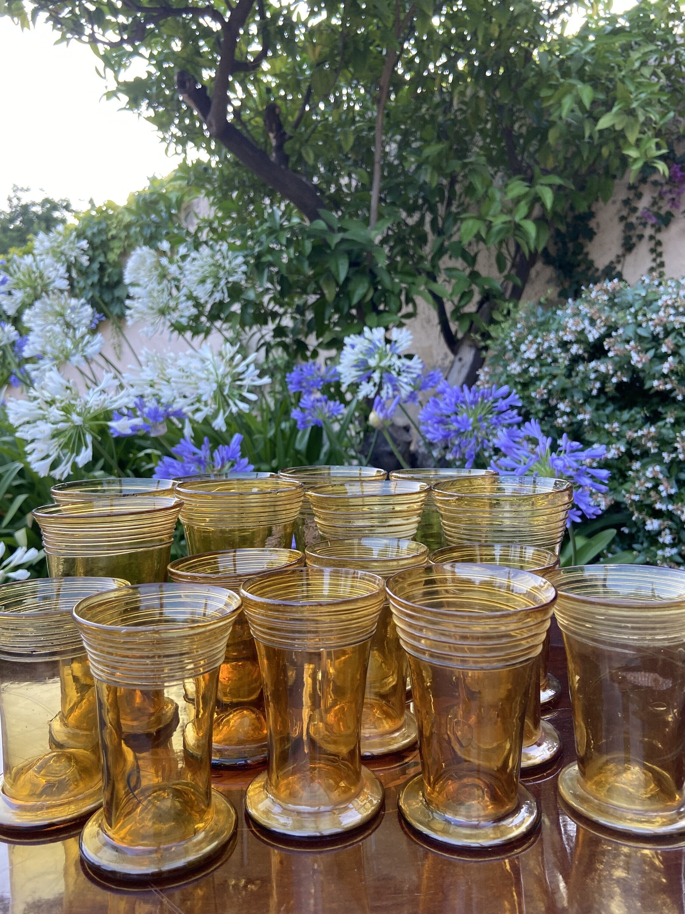 8 vasos agua/8 vasos vino mallorquin "Gordiola", soplado a mano.