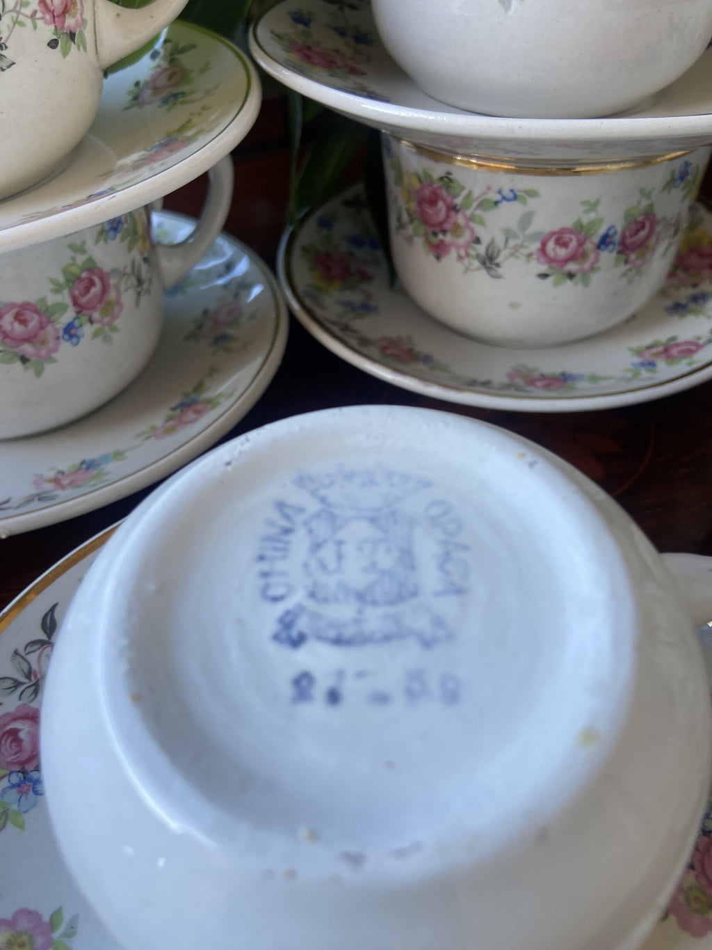 8 tazas de café en loza "Ibero Tanagra", Santander.